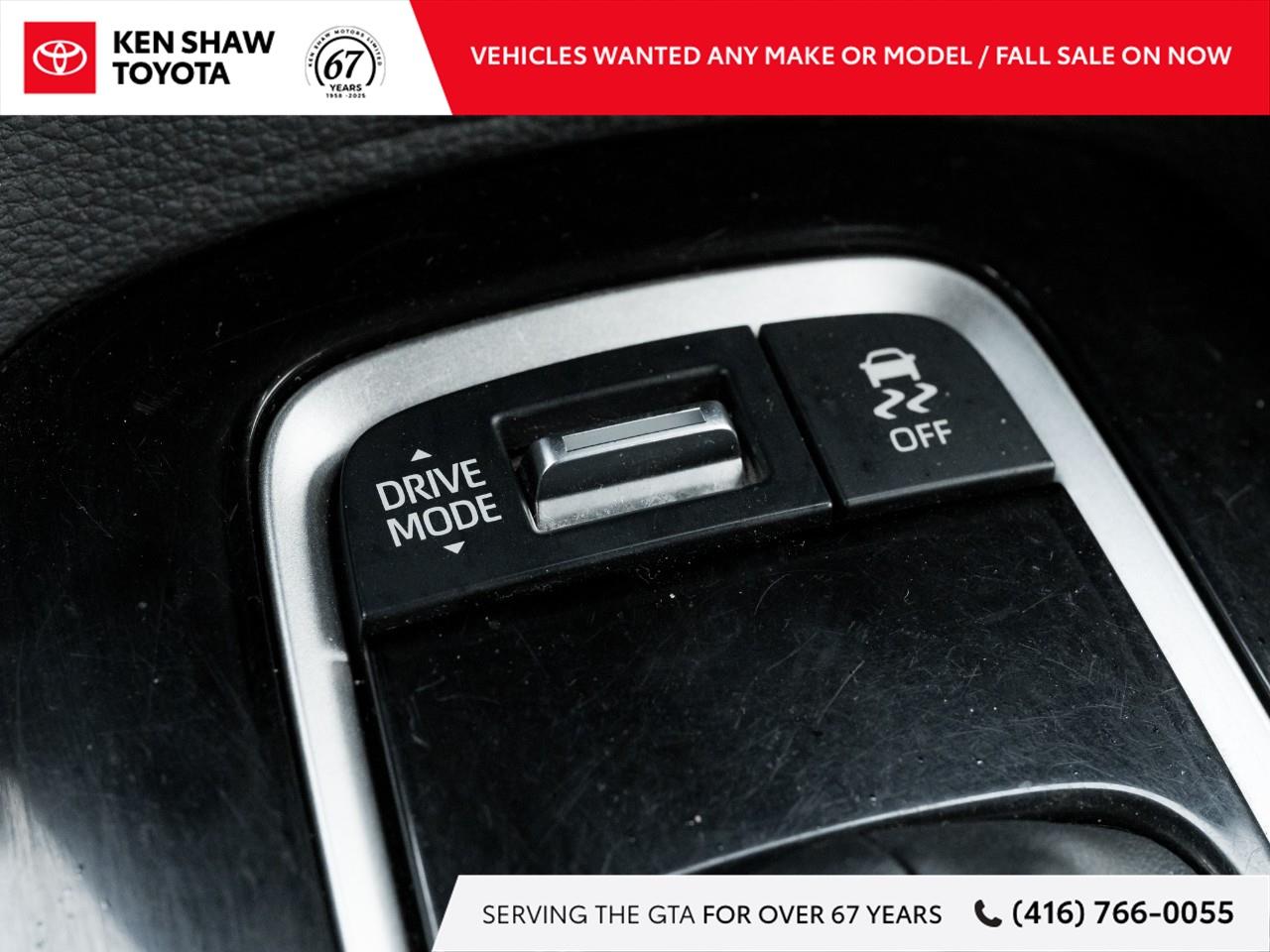 2023 Toyota Corolla Hatchback Base 5dr Photo