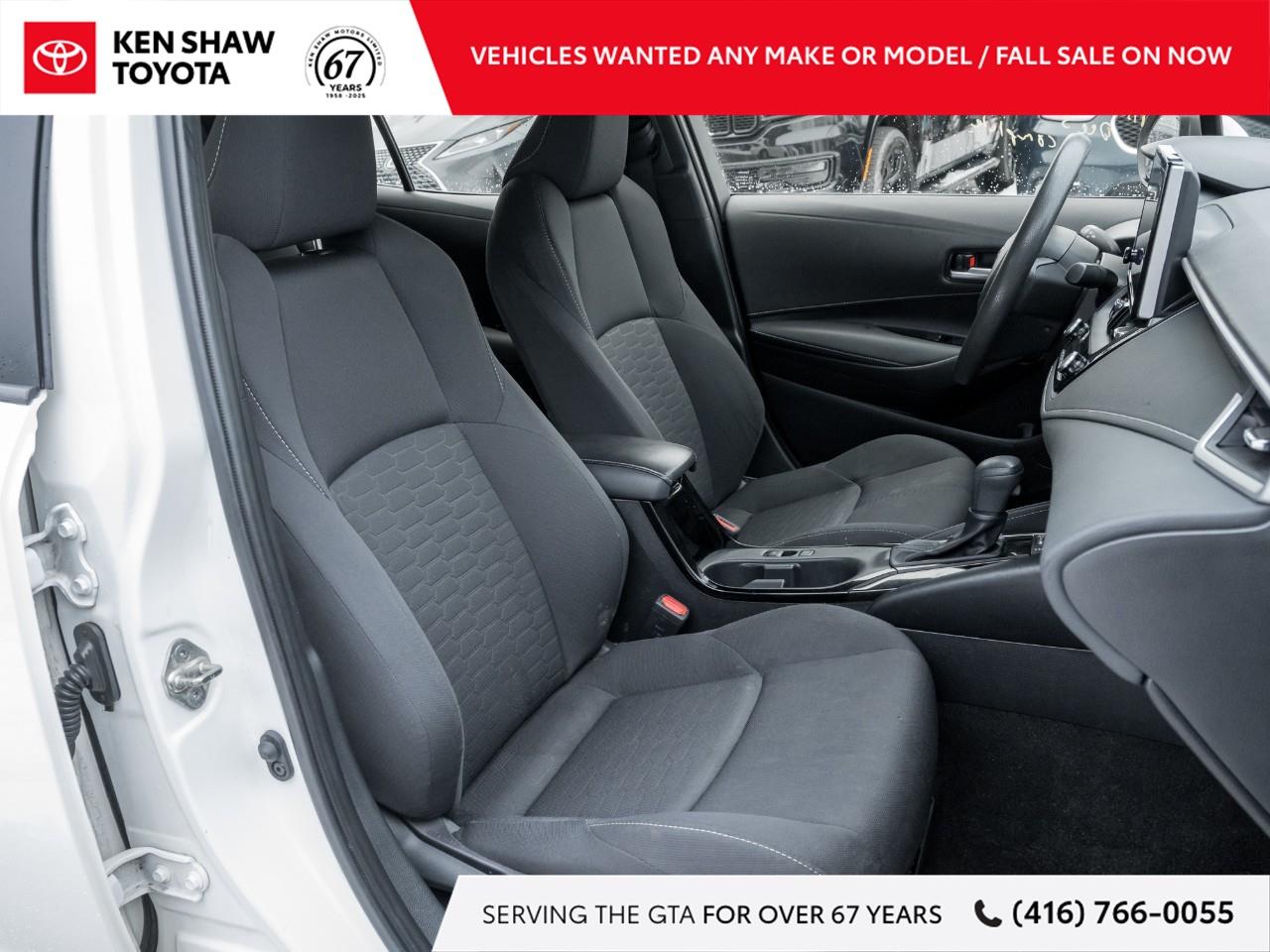 2023 Toyota Corolla Hatchback Base 5dr Photo