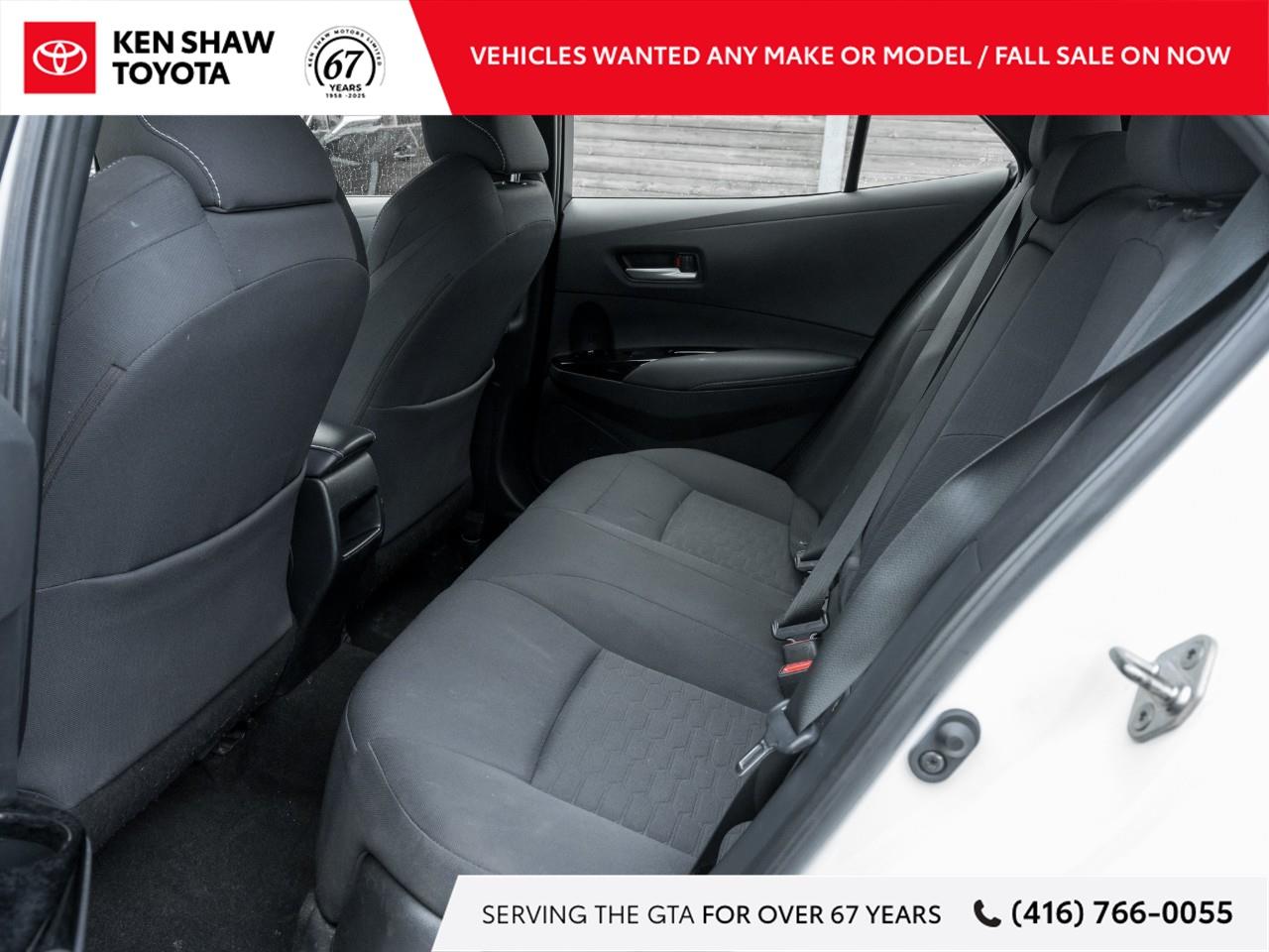 2023 Toyota Corolla Hatchback Base 5dr Photo