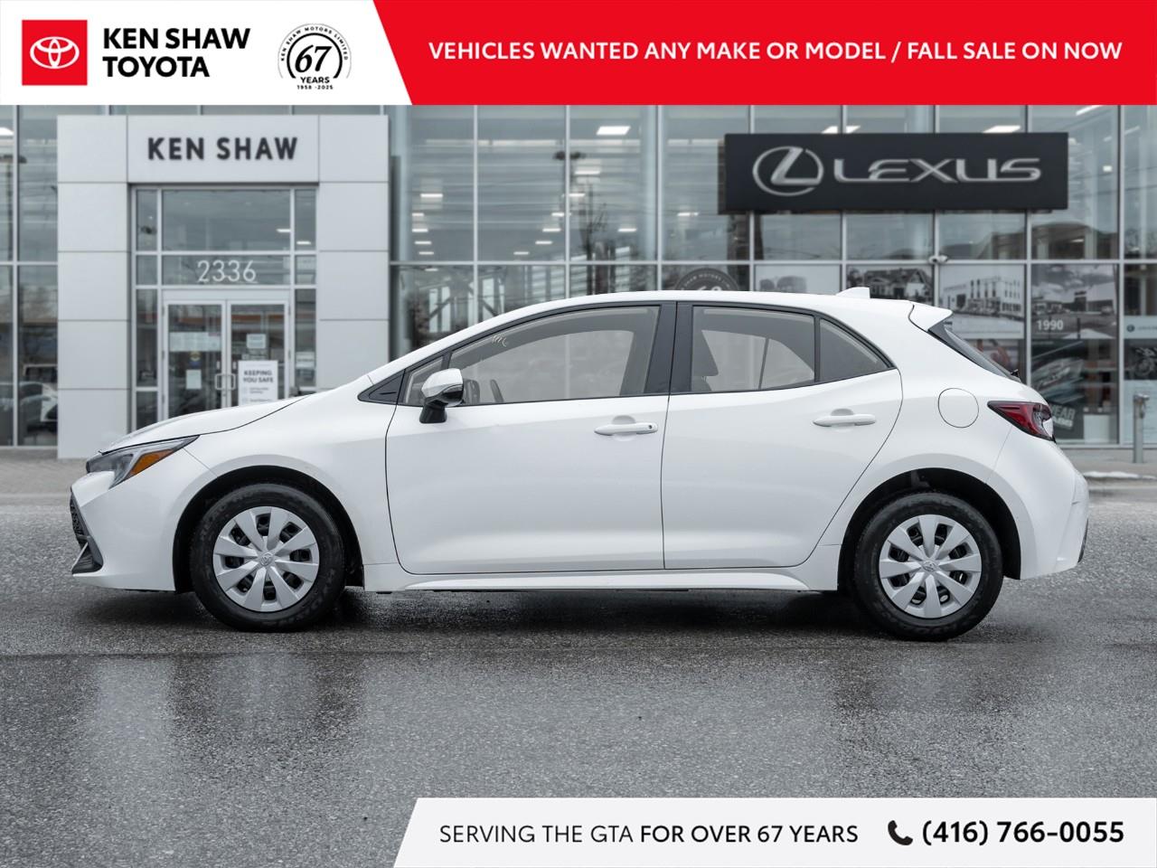 2023 Toyota Corolla Hatchback Base 5dr Photo3