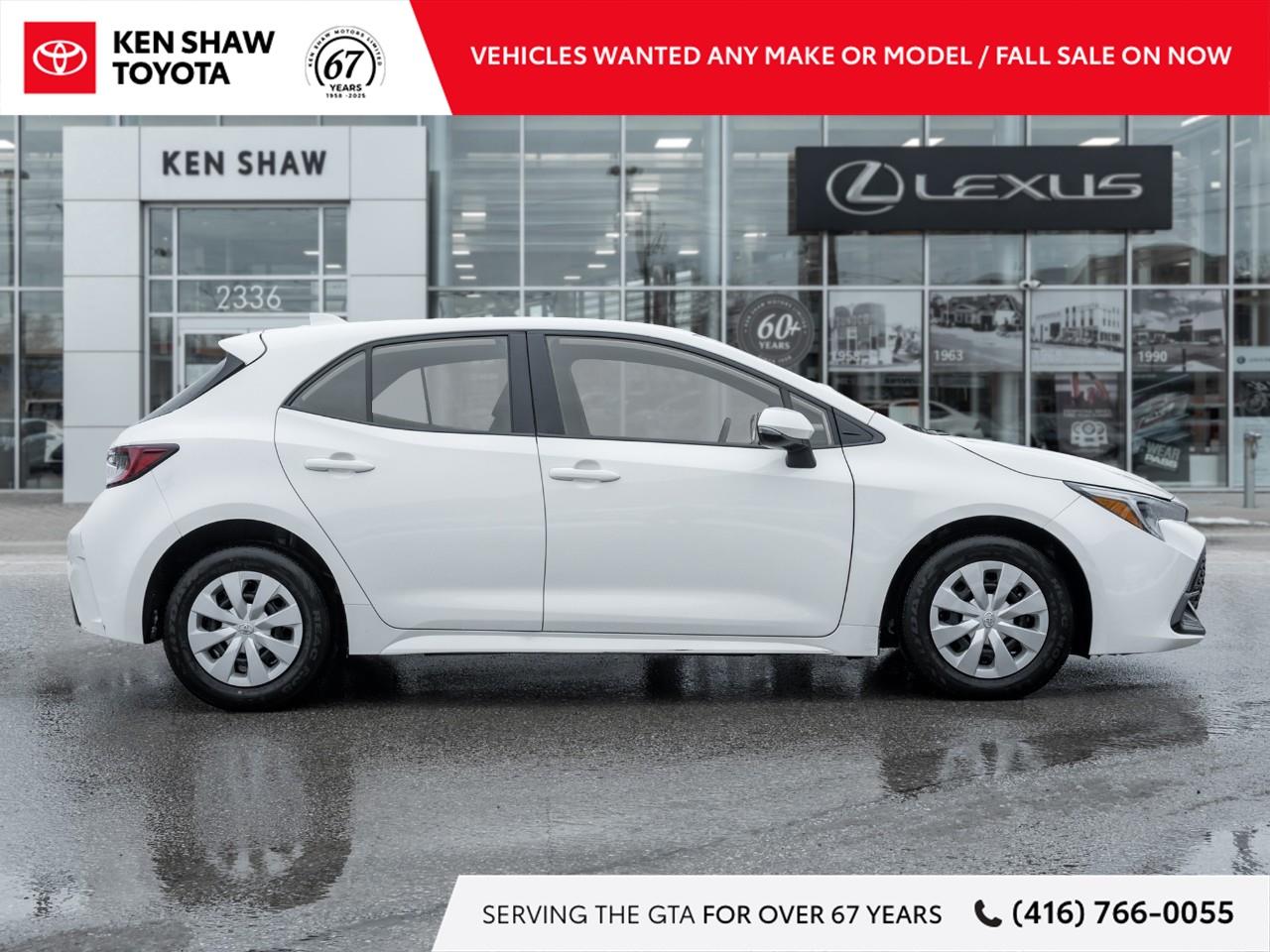 2023 Toyota Corolla Hatchback Base 5dr Photo