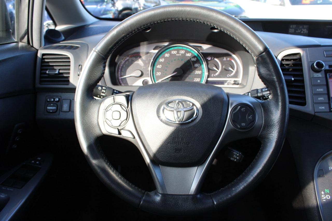 2016 Toyota Venza LIMITED AWD   NO ACCIDENT   CLEAN CARFAX   SAFETY Photo