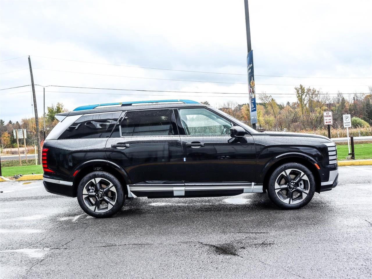 2026 Hyundai Palisade HEV Luxury 7 Passenger 4dr All-Wheel Drive Photo
