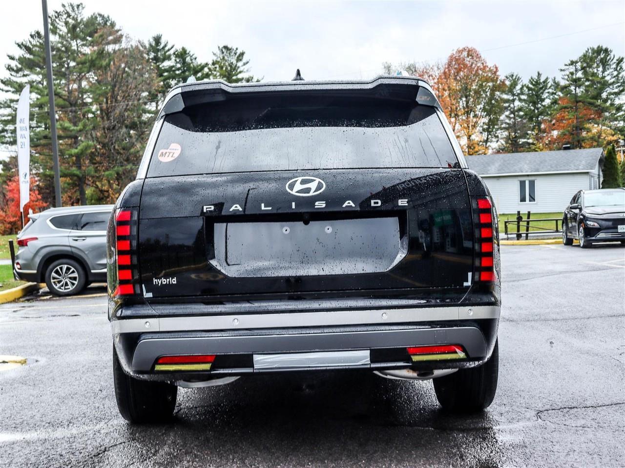 2026 Hyundai Palisade HEV Luxury 7 Passenger 4dr All-Wheel Drive Photo3