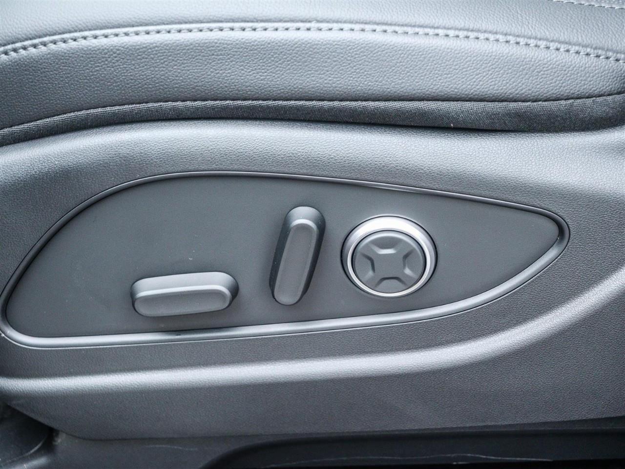 2026 Hyundai Palisade HEV Luxury 7 Passenger 4dr All-Wheel Drive Photo