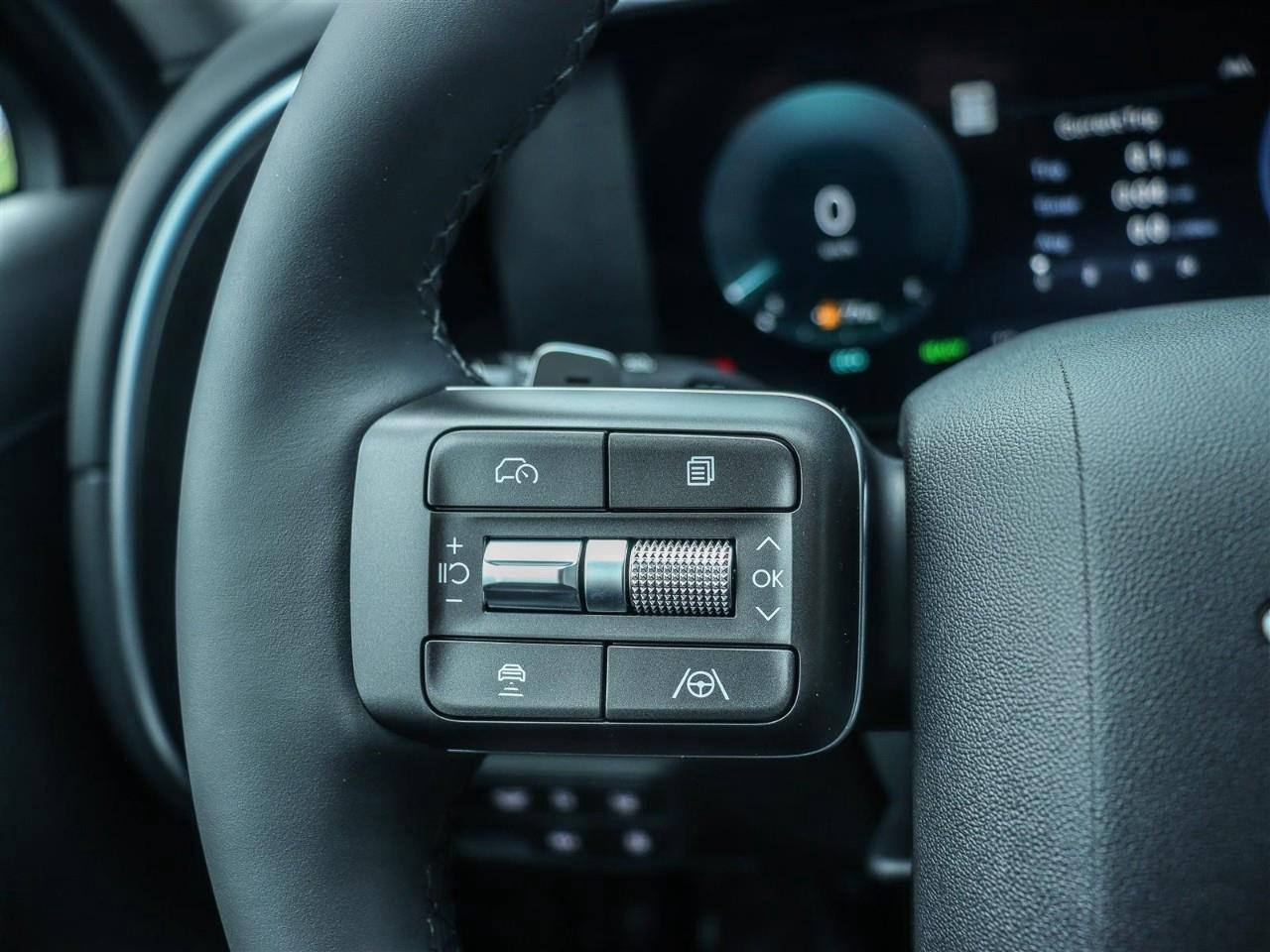 2026 Hyundai Palisade HEV Luxury 7 Passenger 4dr All-Wheel Drive Photo