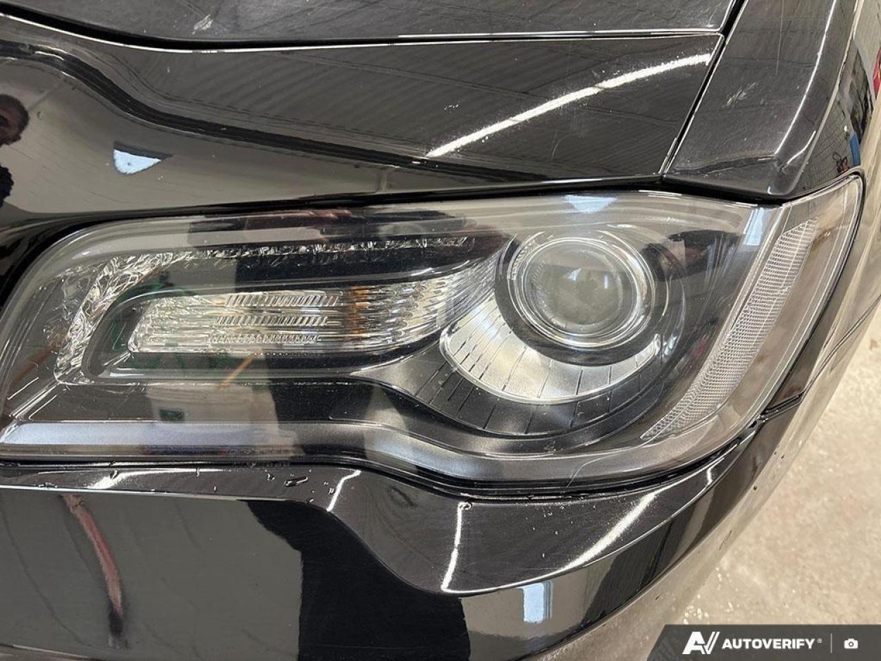 2023 Chrysler 300 S 4dr All-wheel Drive Sedan Photo