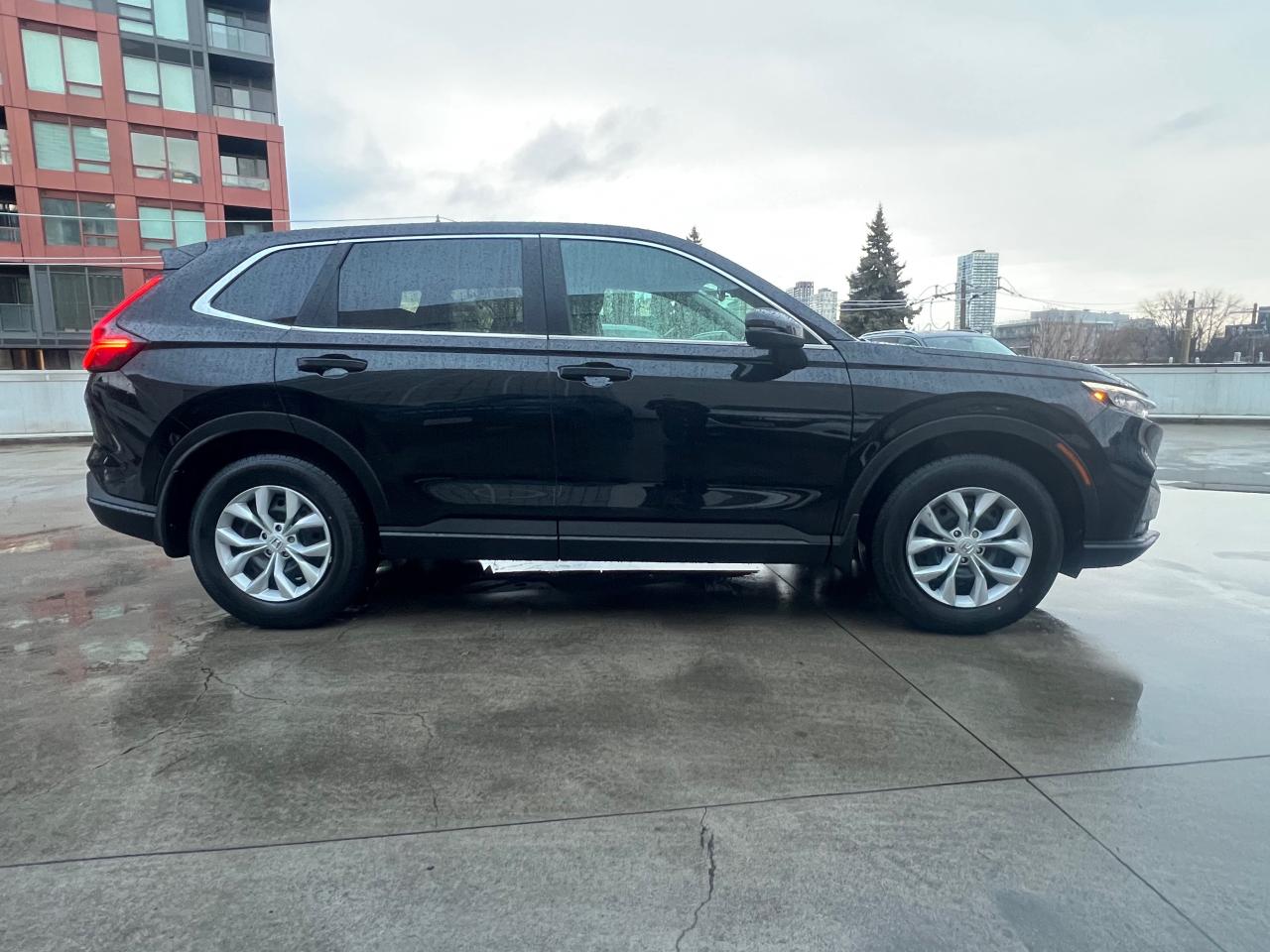 2023 Honda CR-V LX-B 4dr All-Wheel Drive Photo