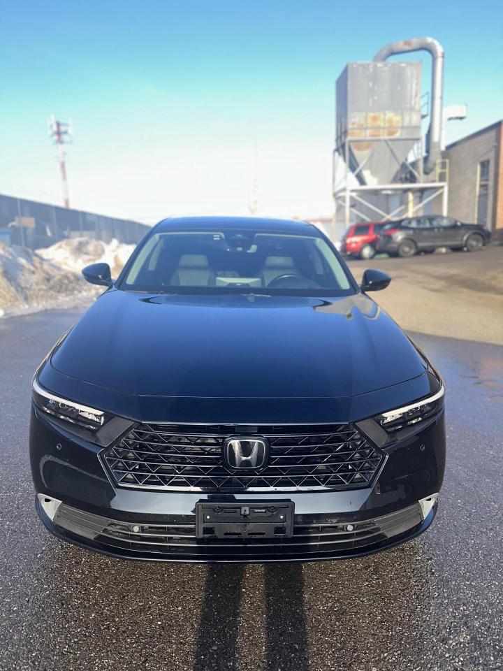 2024 Honda Accord Hybrid TOURING, DRIVE ASSIST, LEATHER, NAVI, SUNROOF Photo