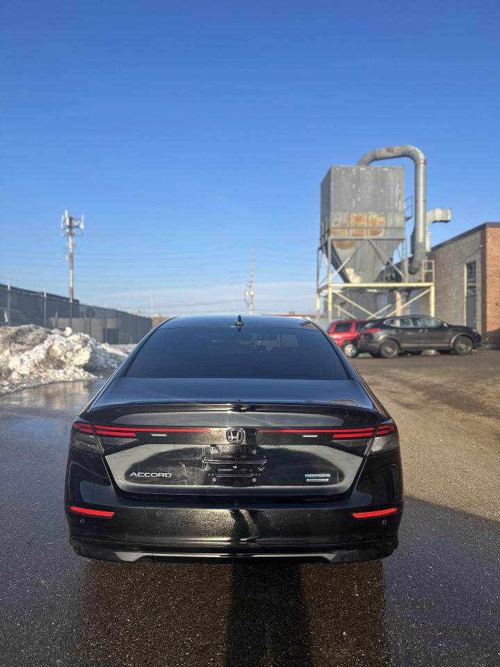 2024 Honda Accord Hybrid TOURING, DRIVE ASSIST, LEATHER, NAVI, SUNROOF Photo