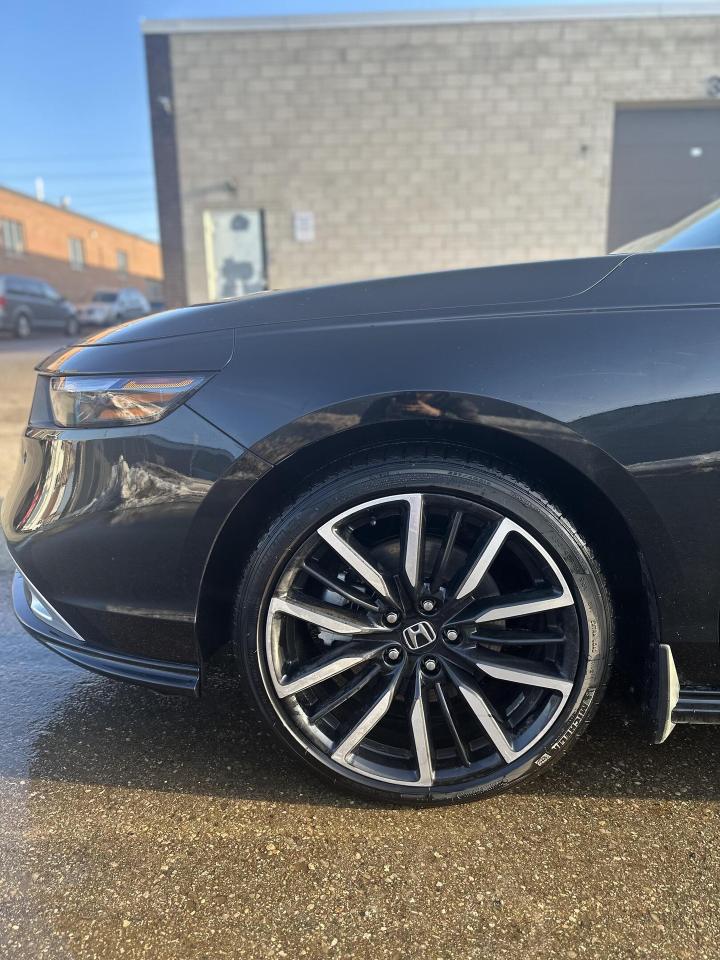 2024 Honda Accord Hybrid TOURING, DRIVE ASSIST, LEATHER, NAVI, SUNROOF Photo