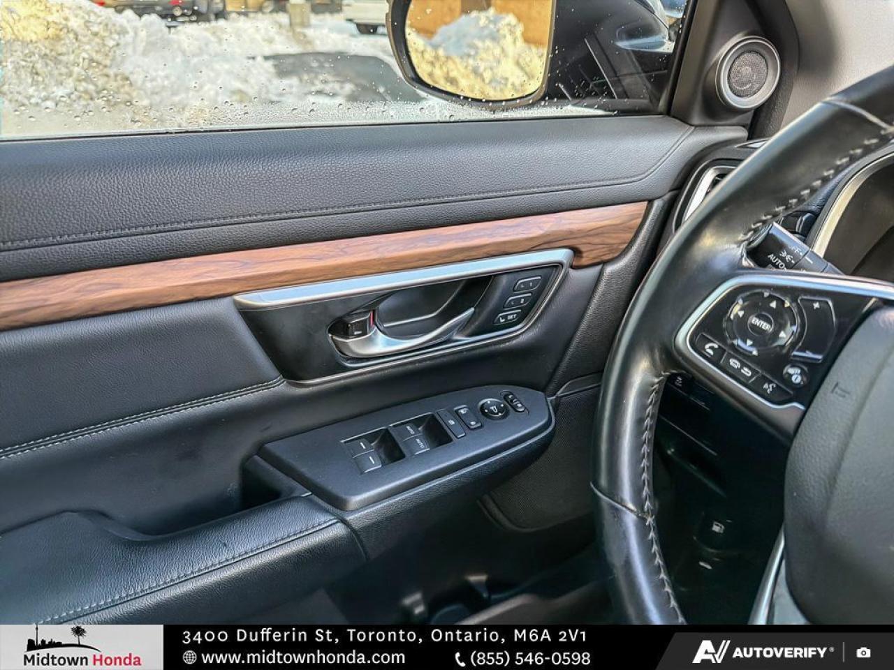 2019 Honda CR-V LEATHER INTERIOR   CLEAN CARFAX   SUNROOF Photo