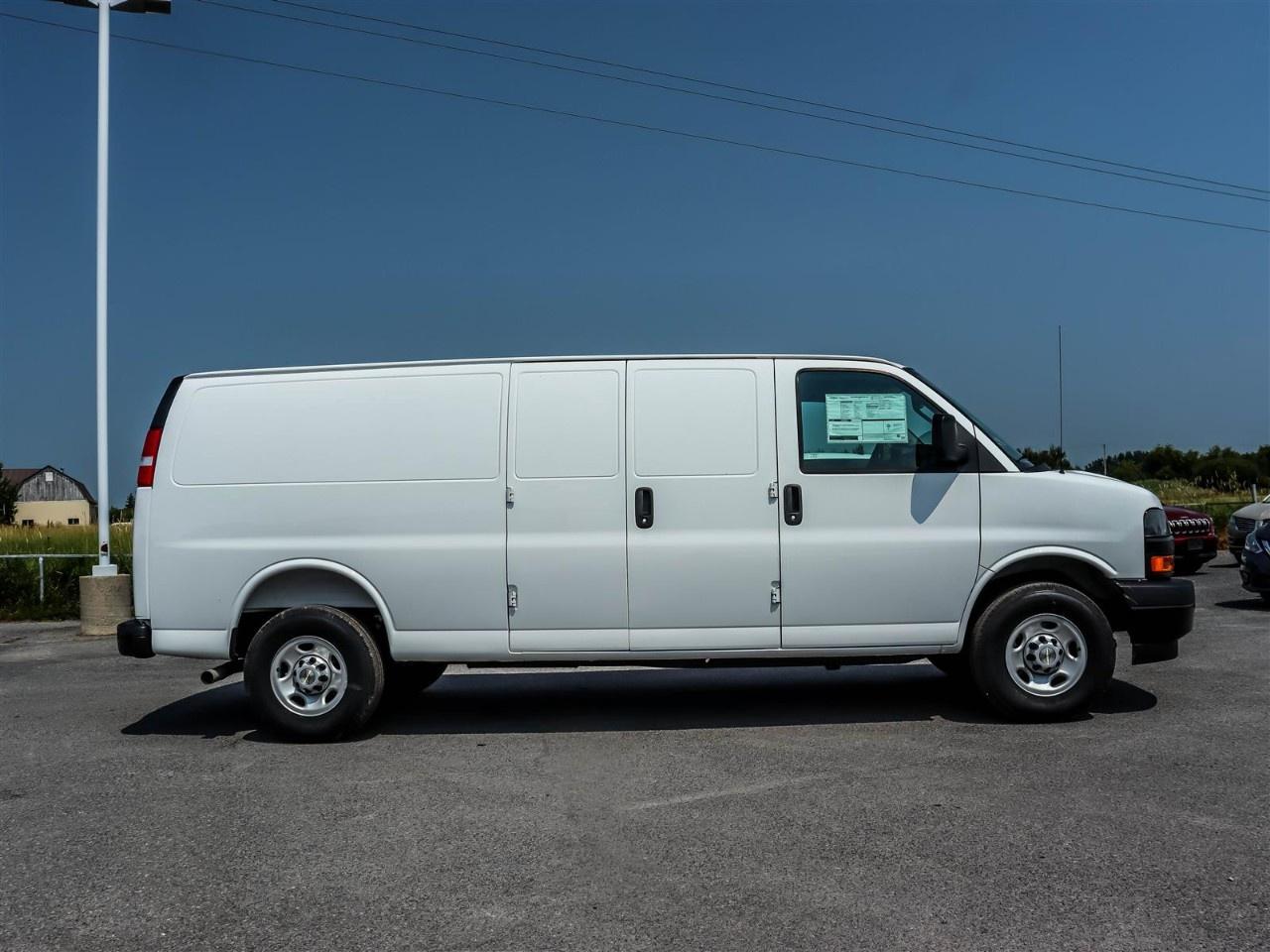 2025 Chevrolet Express Cargo Van 2500 Extended Wheelbase Rear-Wheel Drive Photo