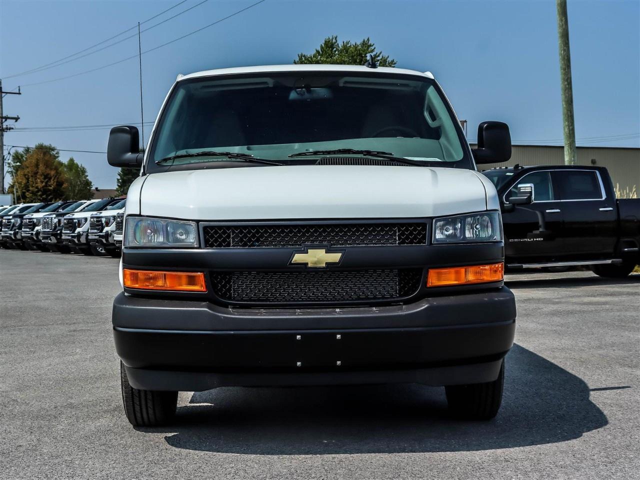 2025 Chevrolet Express Cargo Van 2500 Extended Wheelbase Rear-Wheel Drive Photo