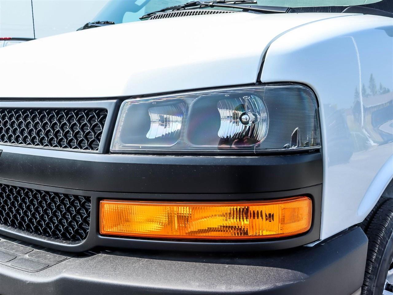 2025 Chevrolet Express Cargo Van 2500 Extended Wheelbase Rear-Wheel Drive Photo