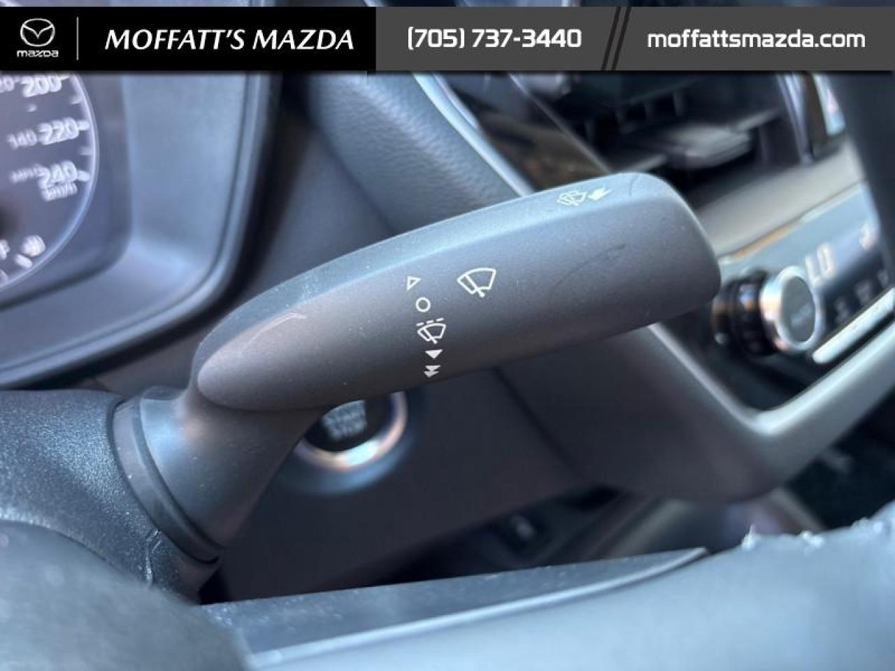 2024 Toyota Corolla LE Photo