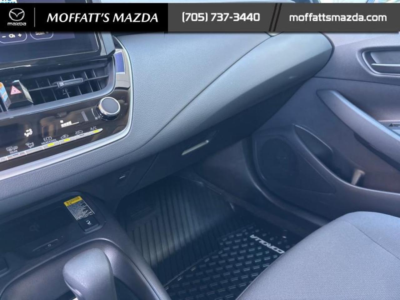 2024 Toyota Corolla LE Photo