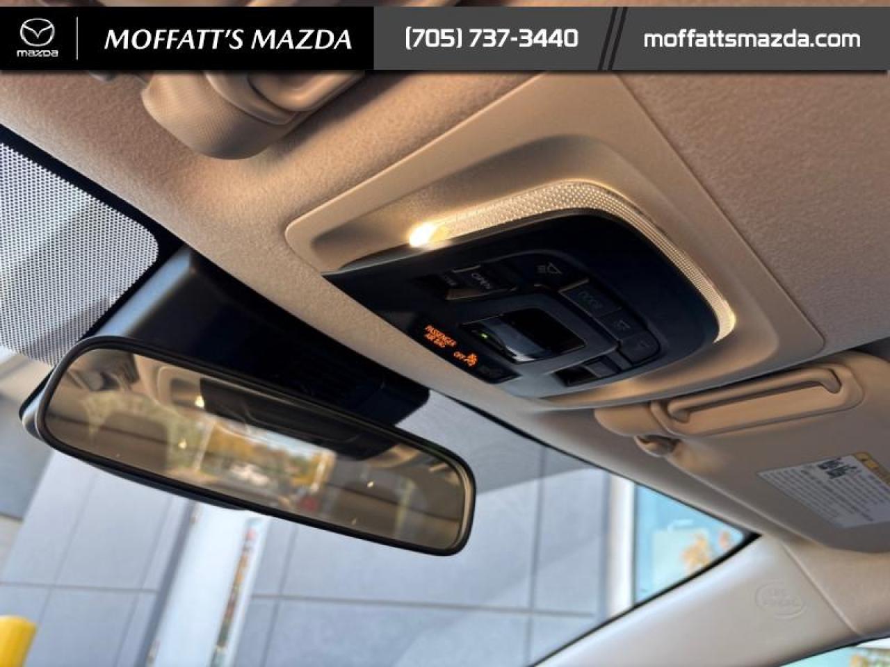 2024 Toyota Corolla LE Photo