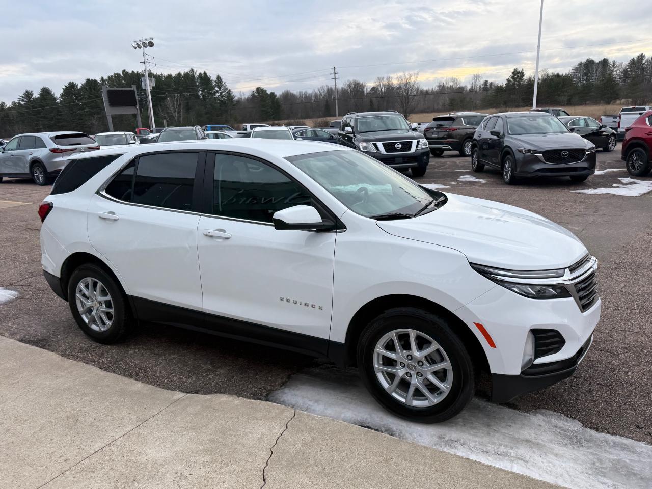 2024 Chevrolet Equinox LT 4dr All-Wheel Drive Photo