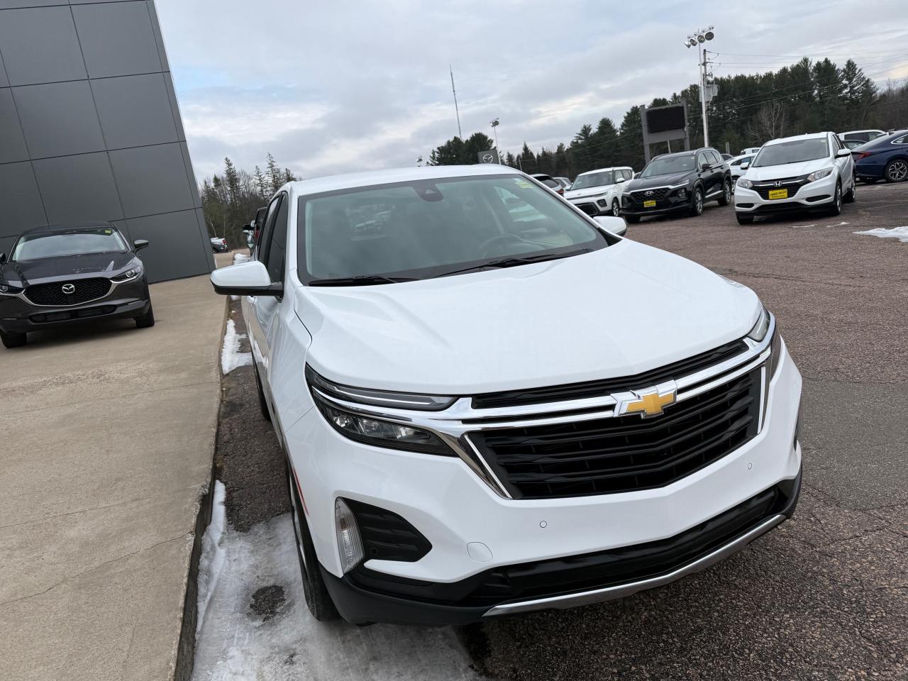 2024 Chevrolet Equinox LT 4dr All-Wheel Drive Photo