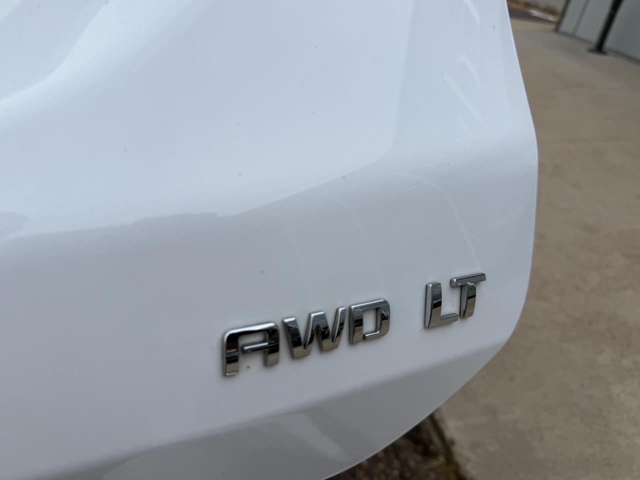 2024 Chevrolet Equinox LT 4dr All-Wheel Drive Photo