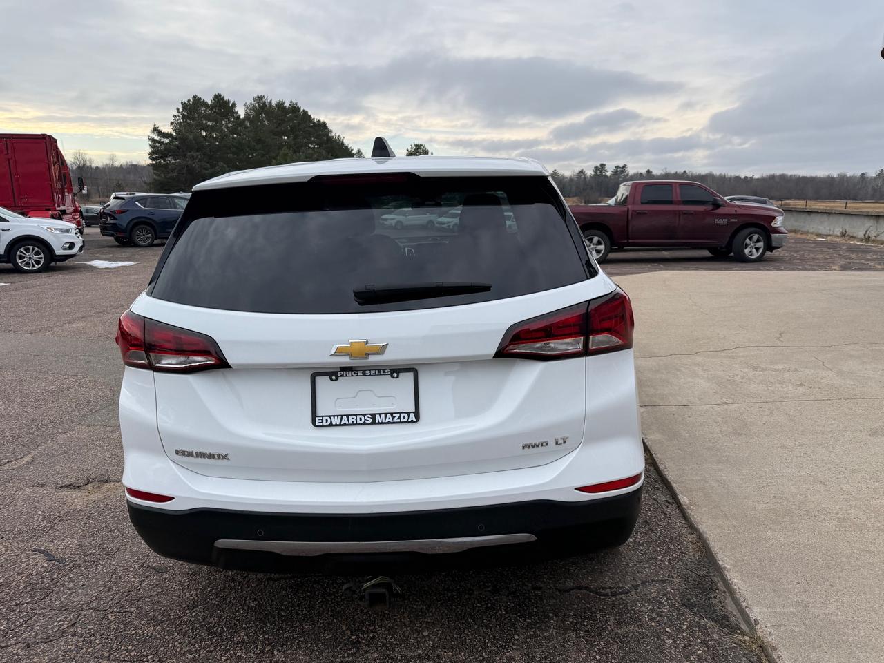 2024 Chevrolet Equinox LT 4dr All-Wheel Drive Photo