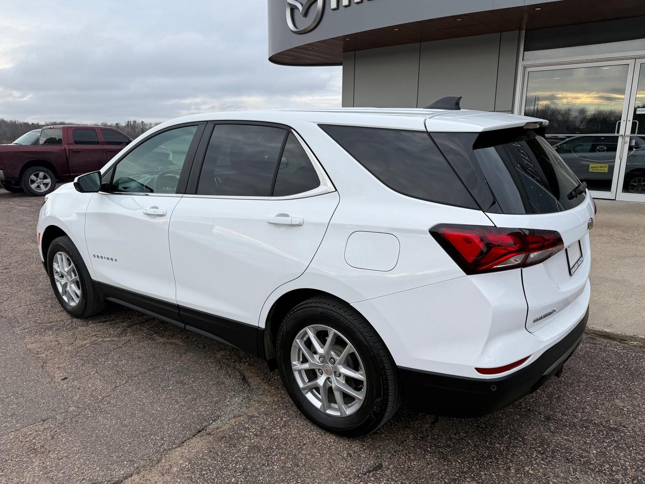 2024 Chevrolet Equinox LT 4dr All-Wheel Drive Photo