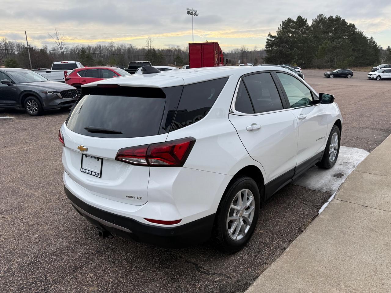 2024 Chevrolet Equinox LT 4dr All-Wheel Drive Photo
