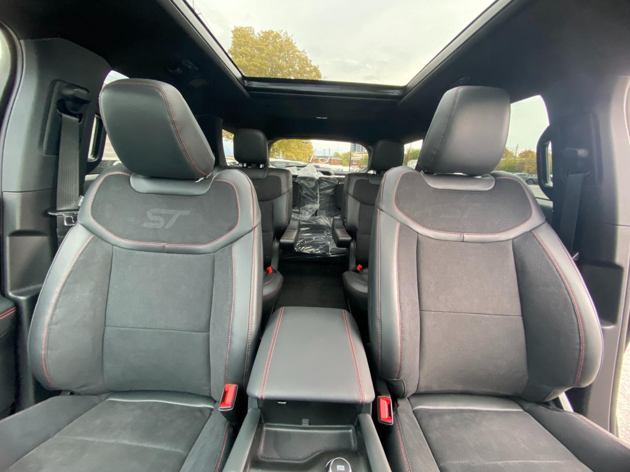 2026 Ford Explorer ST 4dr 4x4 Photo