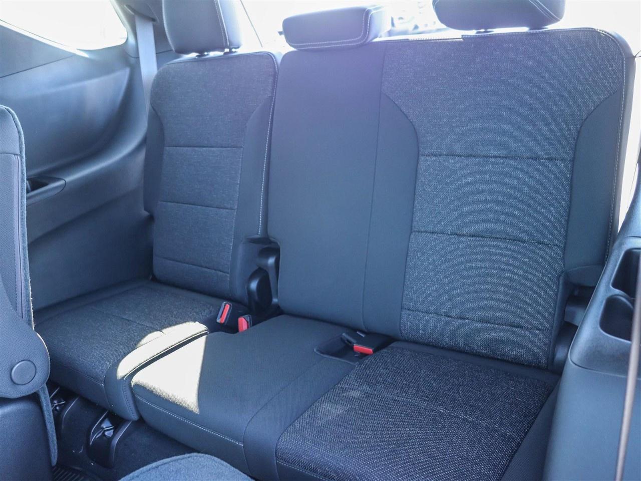 2025 Chevrolet Traverse AWD 4dr LT Photo