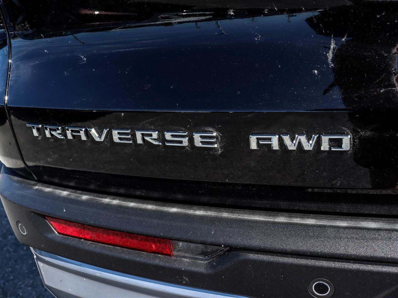 2025 Chevrolet Traverse AWD 4dr LT Photo