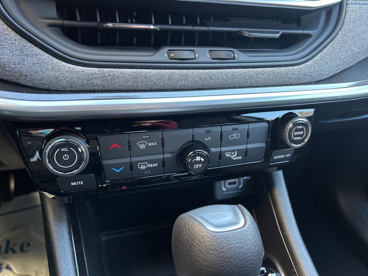 2025 Jeep Compass Sport 4dr 4x4 Photo