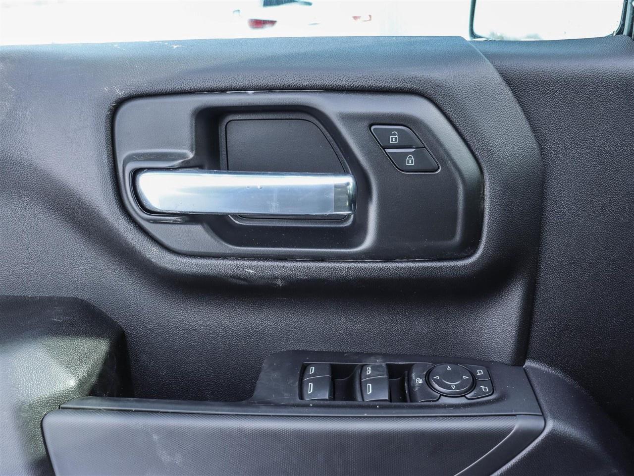 2026 Chevrolet Silverado 1500 Crew Cab Standard Box 4-Wheel Drive Custom Trail Boss Photo