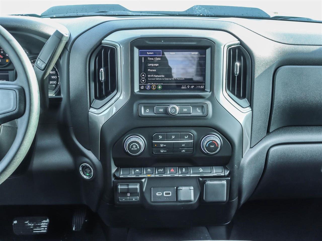 2026 Chevrolet Silverado 1500 Crew Cab Standard Box 4-Wheel Drive Custom Trail Boss Photo