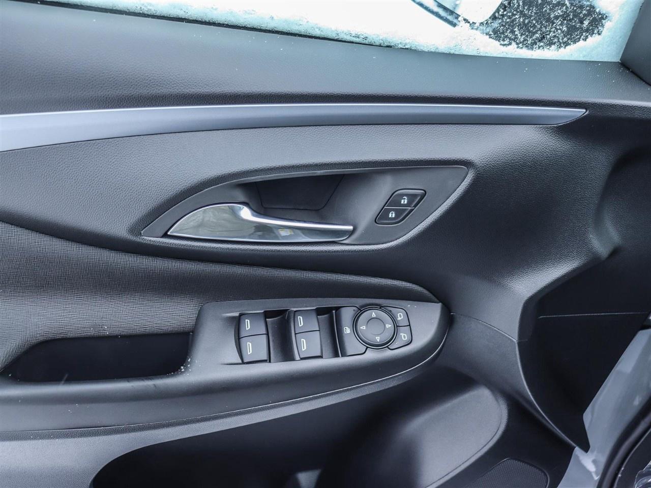 2026 Buick Envista FWD 4dr Preferred Photo