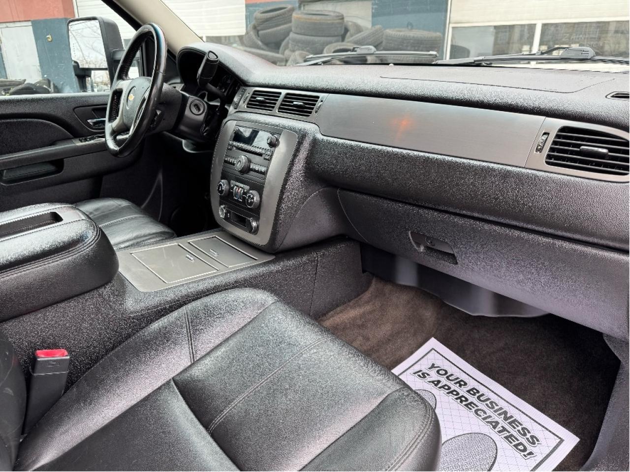 2012 Chevrolet Avalanche 1500 LTZ Photo