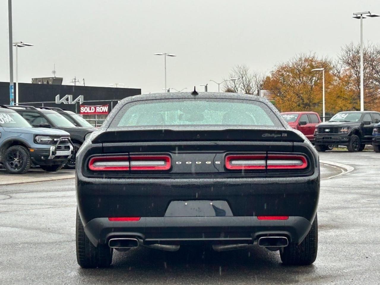 2023 Dodge Challenger R/T 2dr Rear-Wheel Drive Coupe Photo