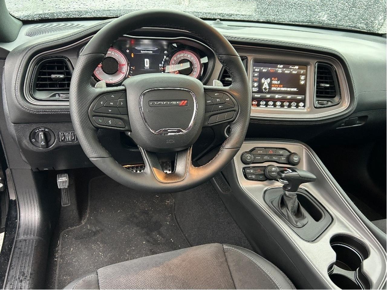2023 Dodge Challenger R/T 2dr Rear-Wheel Drive Coupe Photo