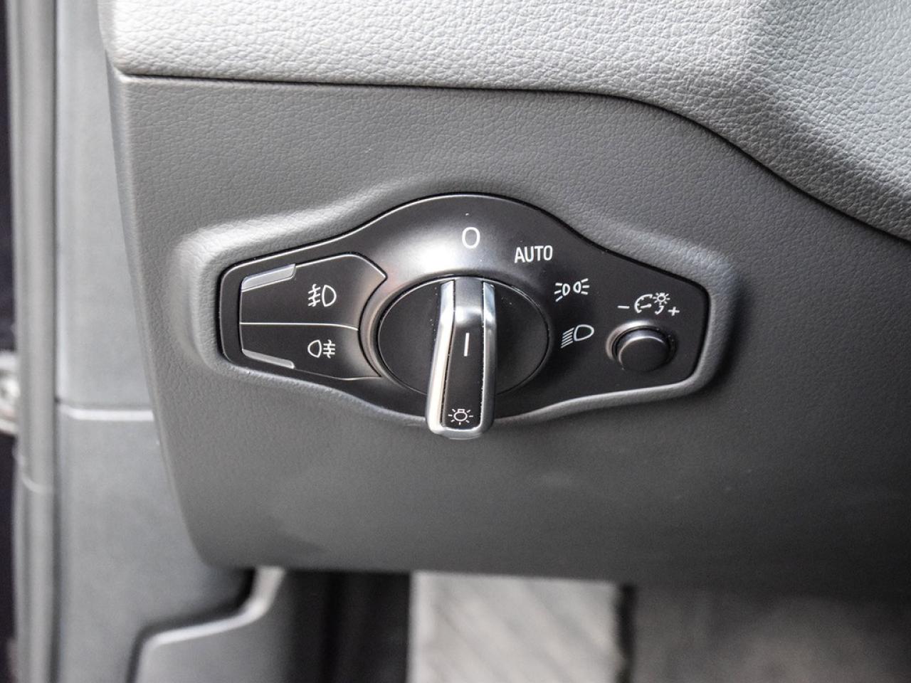 2015 Audi Q5 2.0T Progressiv 4dr All-wheel Drive quattro Sport Utility Photo