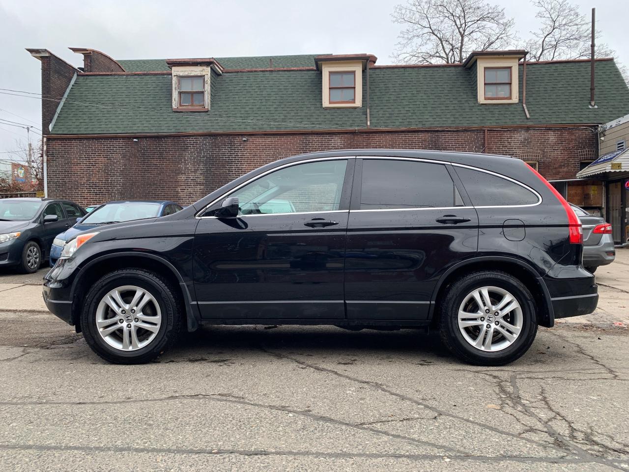 2011 Honda CR-V 2WD 5DR EX Photo