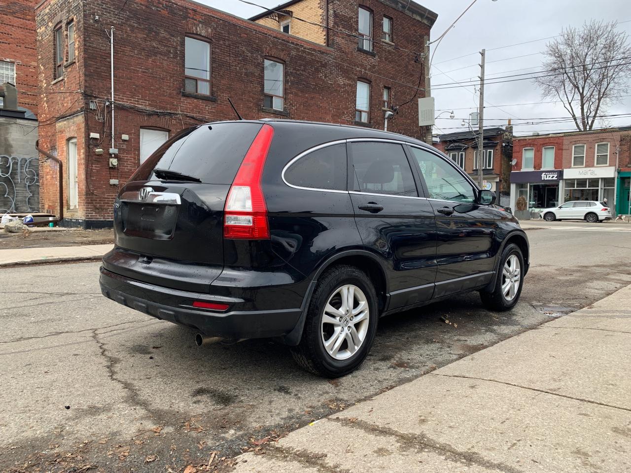 2011 Honda CR-V 2WD 5DR EX Photo