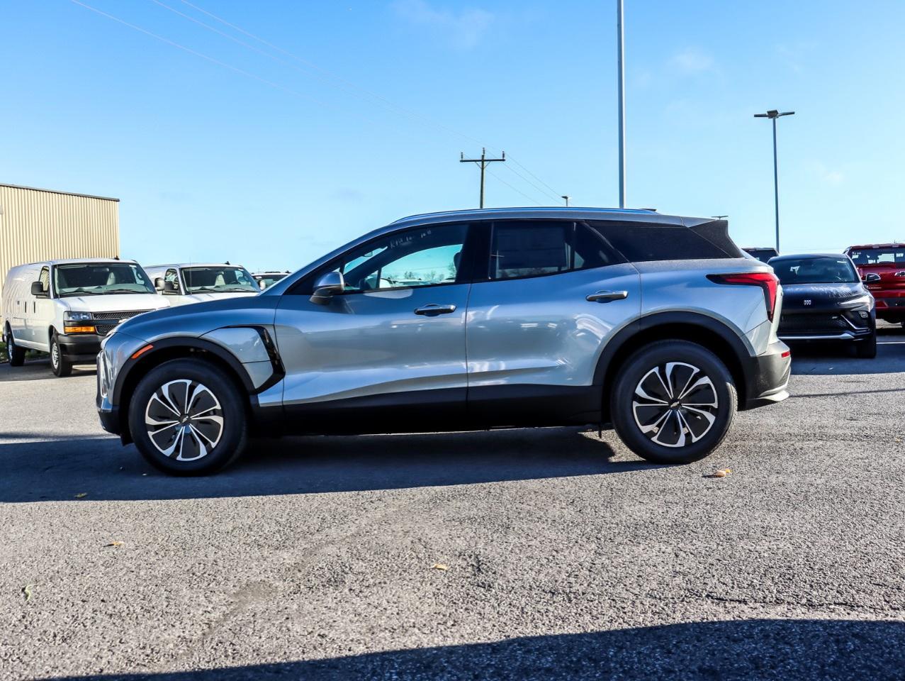 2025 Chevrolet Blazer EV LT AWD Photo2