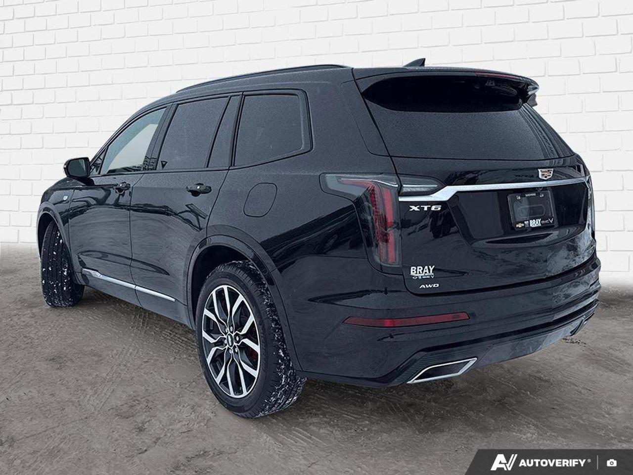 2025 Cadillac XT6 AWD Sport   LOADED, SURROUND VISION RECORDER, AIR Photo2