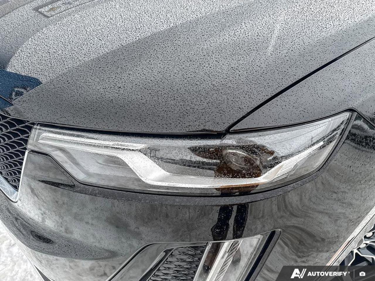 2025 Cadillac XT6 AWD Sport   LOADED, SURROUND VISION RECORDER, AIR Photo