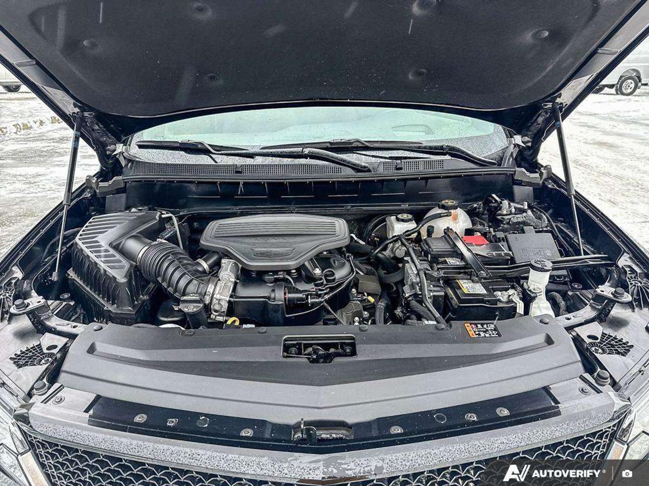 2025 Cadillac XT6 LOADED. SURROUND VISION RECORDER. AIR IONIZER. CERTIFIED. Photo