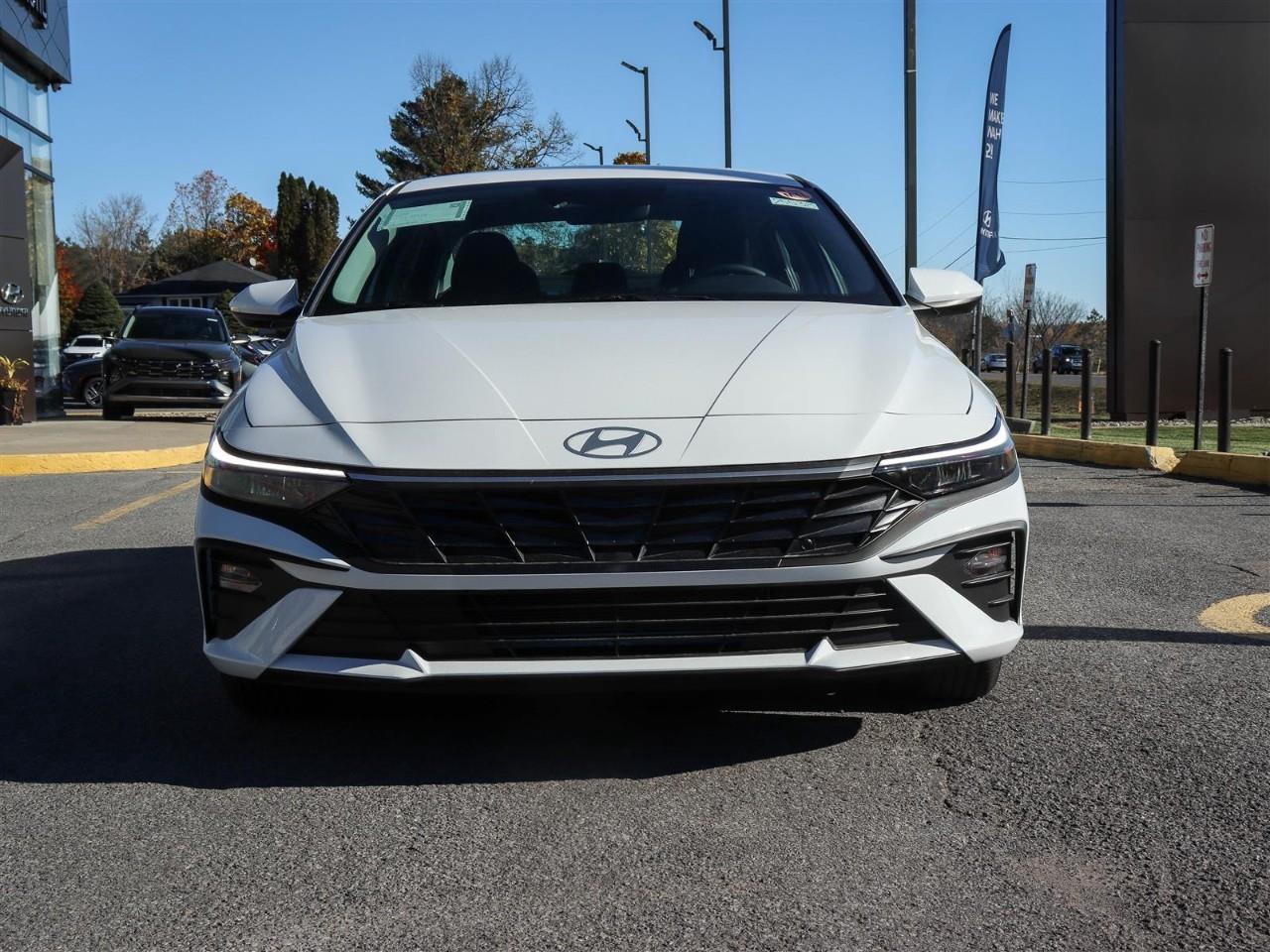 2025 Hyundai Elantra ESSENTIAL 4DR SEDAN Photo