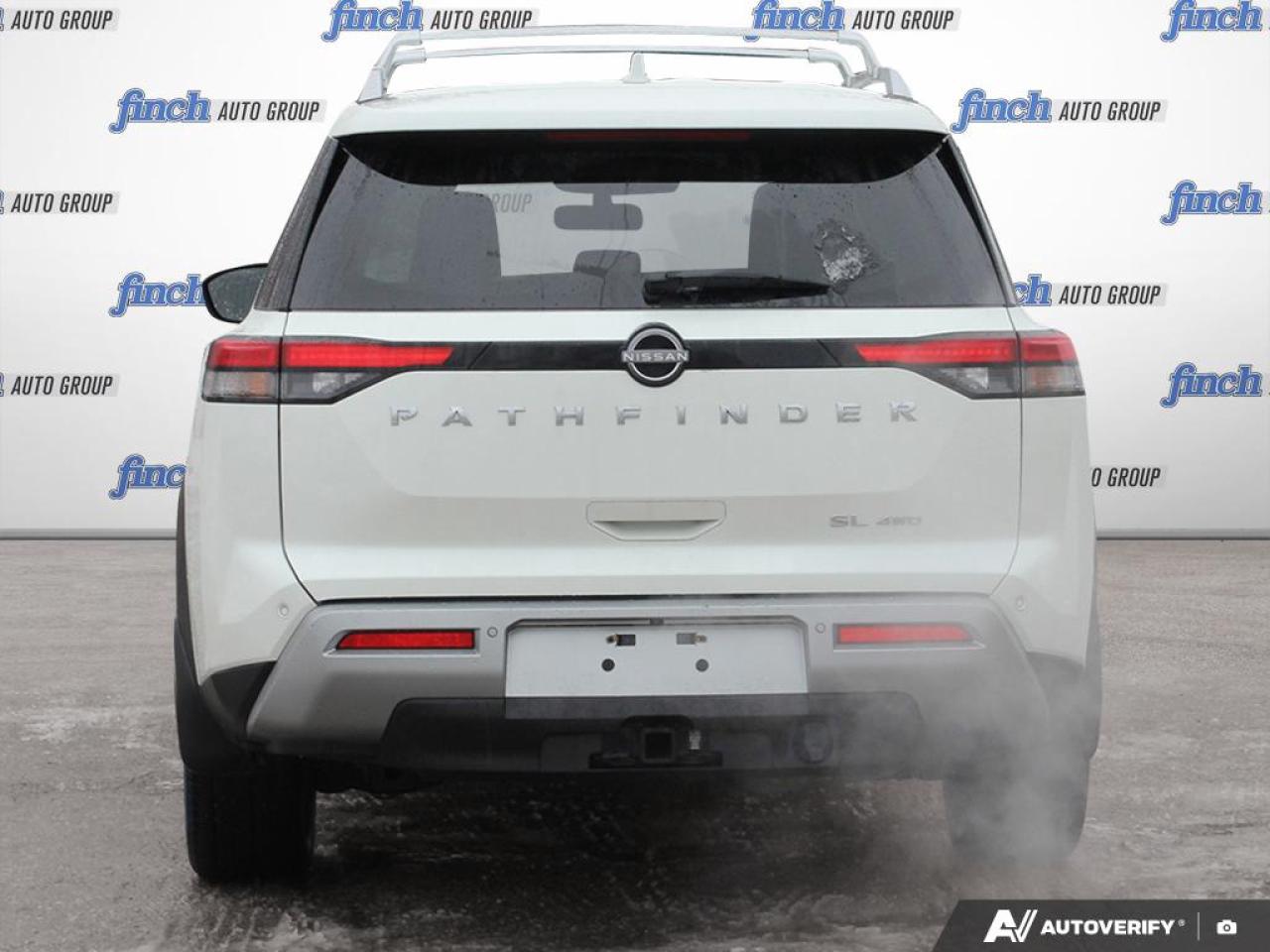 2022 Nissan Pathfinder SL 4dr 4x4 Photo4