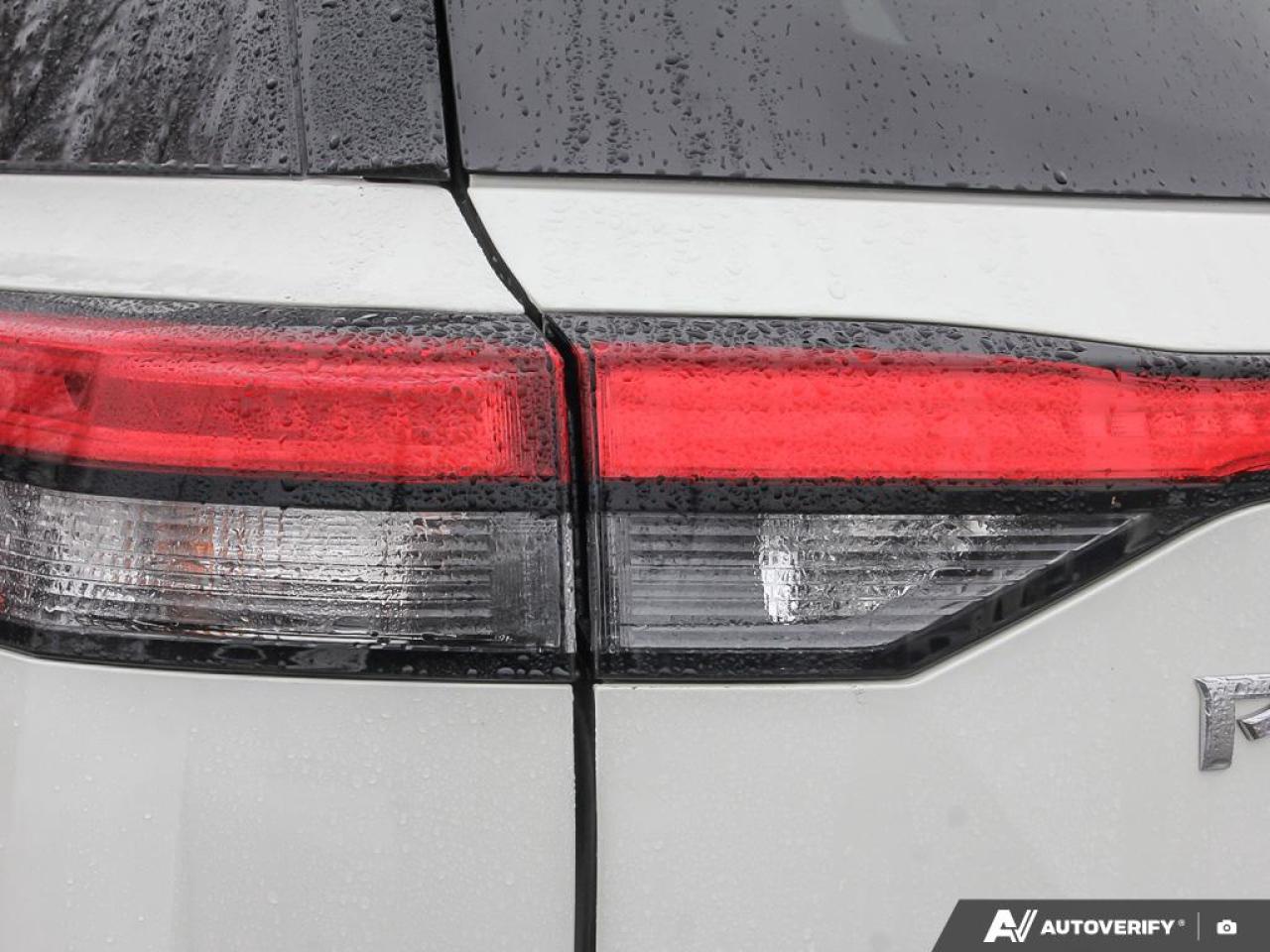 2022 Nissan Pathfinder SL 4dr 4x4 Photo