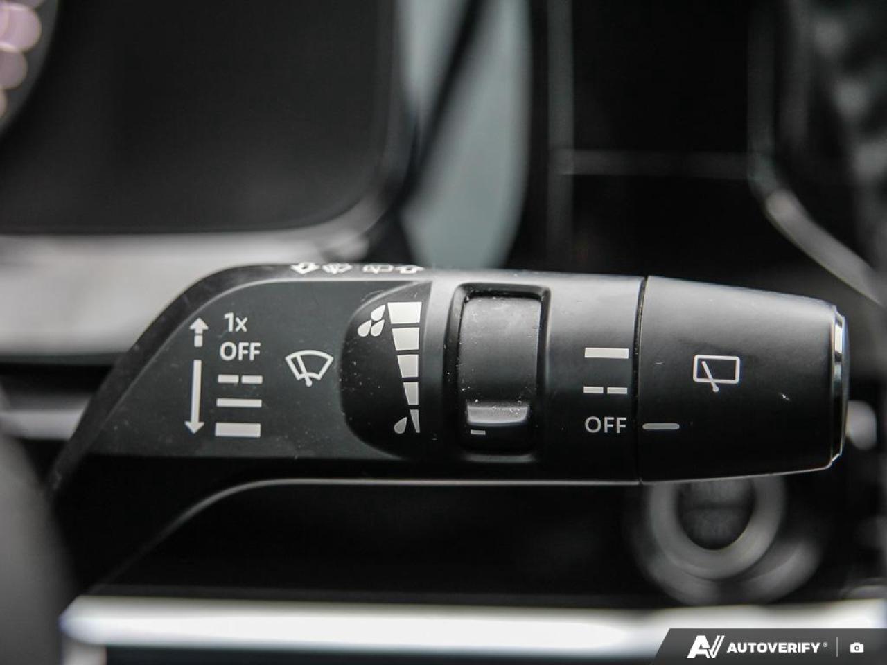 2022 Nissan Pathfinder SL 4dr 4x4 Photo