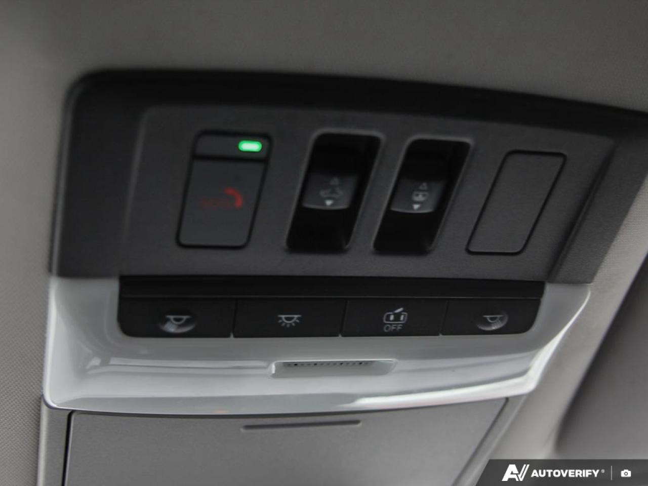 2022 Nissan Pathfinder SL 4dr 4x4 Photo